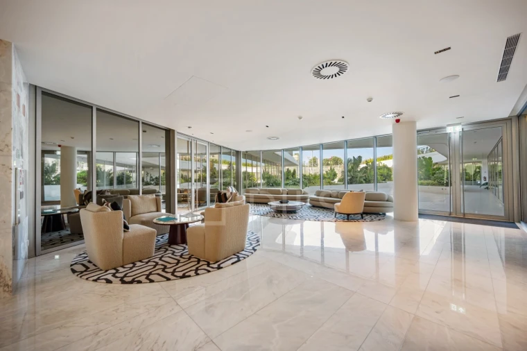 Apartamento T3 para Arrendamento em Campolide Foto 41