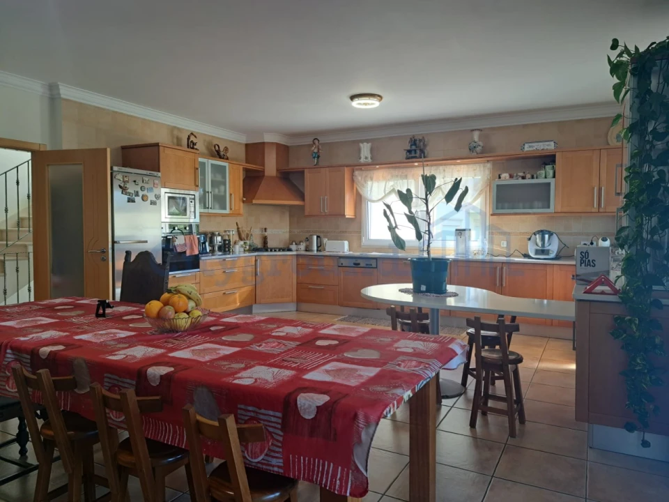 Moradia T4 para Venda em Nossa Senhora da Piedade Foto 7