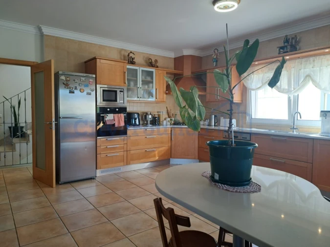 Moradia T4 para Venda em Nossa Senhora da Piedade Foto 8