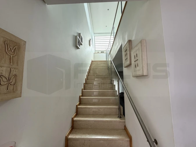 Moradia T4 para Venda em Gafanha da Encarnação Foto 10