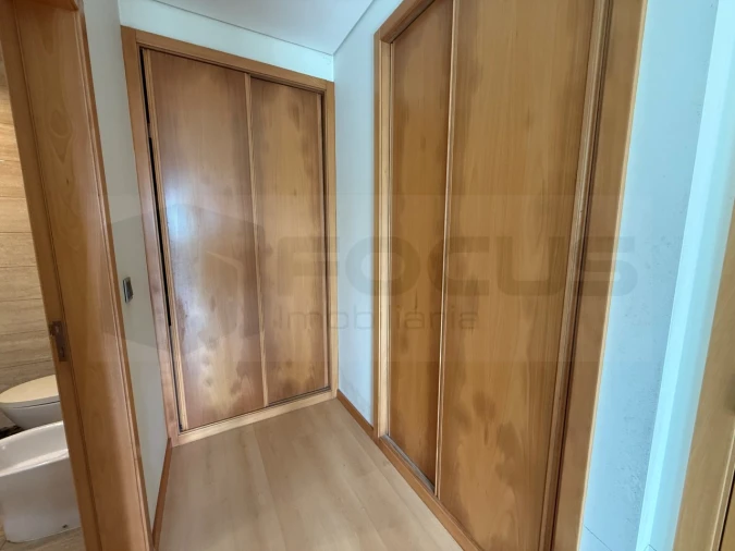 Moradia T4 para Venda em Gafanha da Encarnação Foto 16