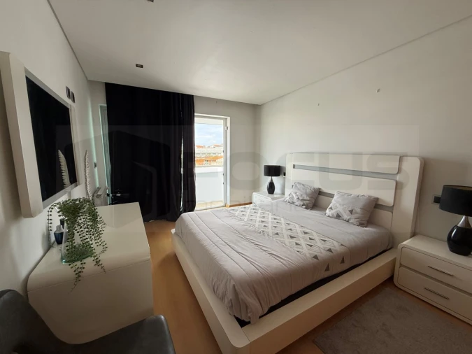 Moradia T4 para Venda em Gafanha da Encarnação Foto 21