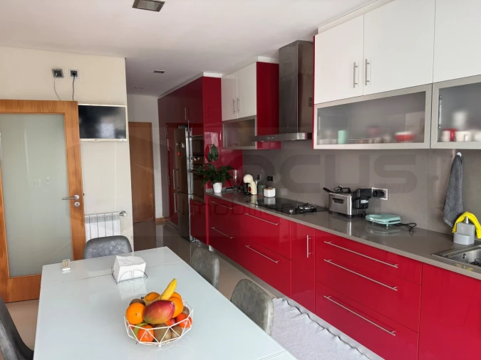 Moradia T4 para Venda em Gafanha da Encarnação Foto 6