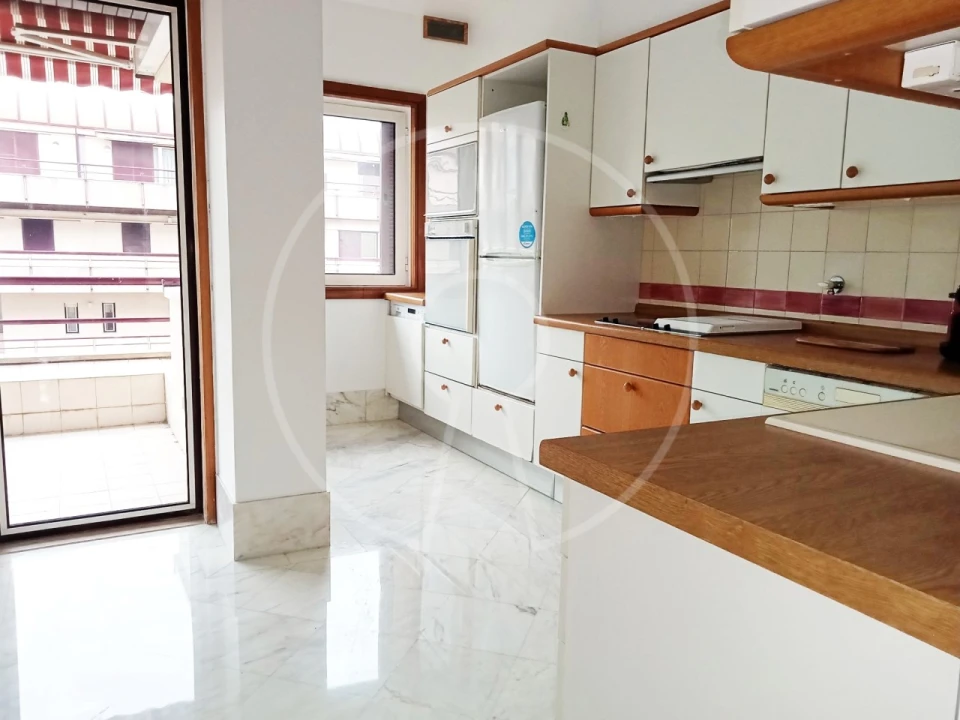 Apartamento T2 para Venda em Cascais e Estoril Foto 8