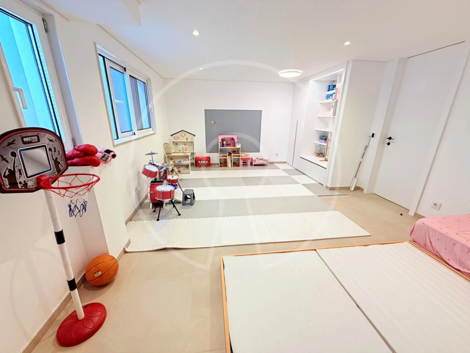 Moradia T6 para Venda em Cascais e Estoril Foto 19