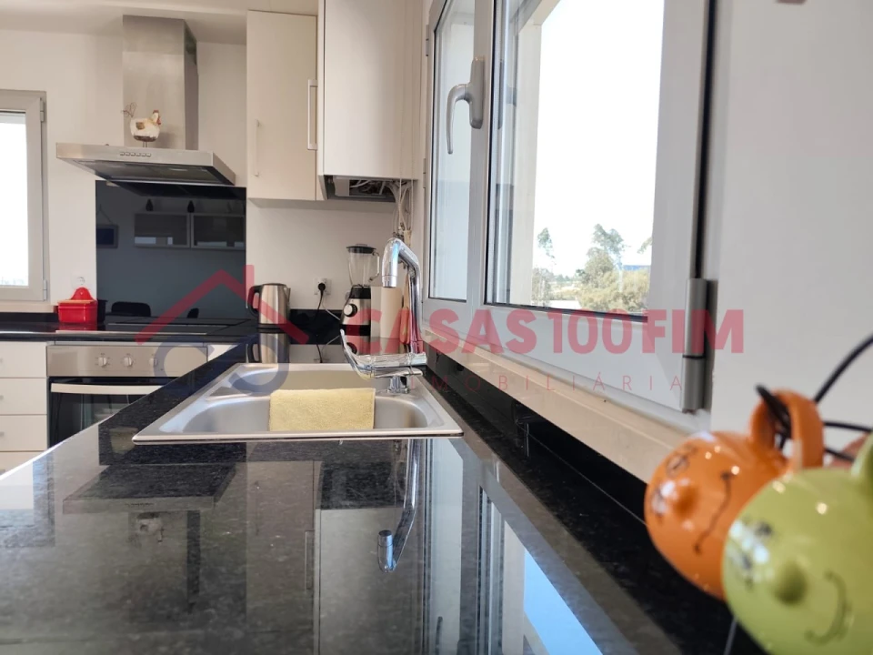 Moradia T4 para Venda em Parceiros e Azoia Foto 15