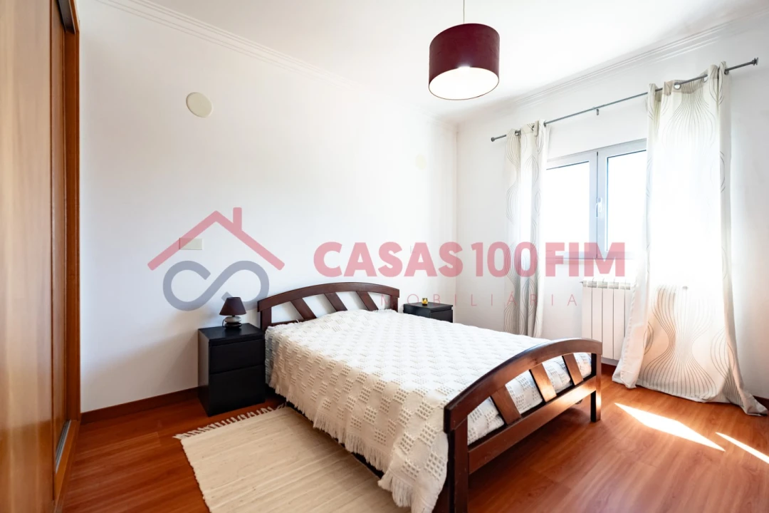 Moradia T4 para Venda em Parceiros e Azoia Foto 25