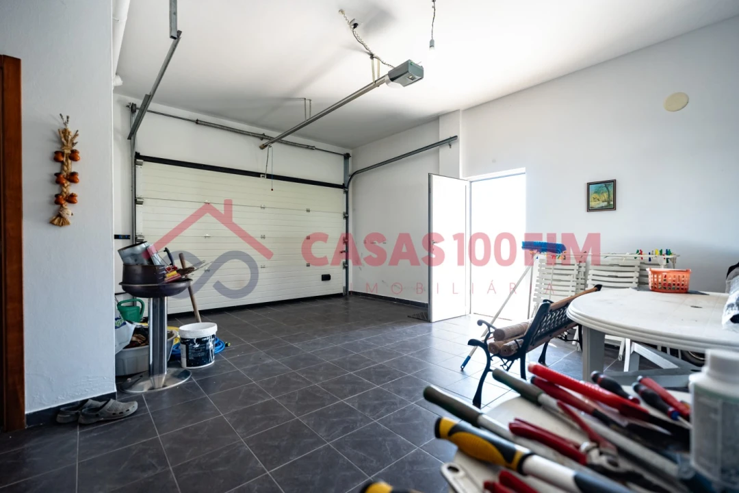 Moradia T4 para Venda em Parceiros e Azoia Foto 39