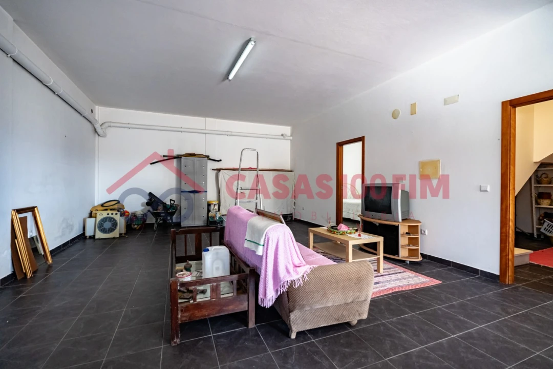 Moradia T4 para Venda em Parceiros e Azoia Foto 40