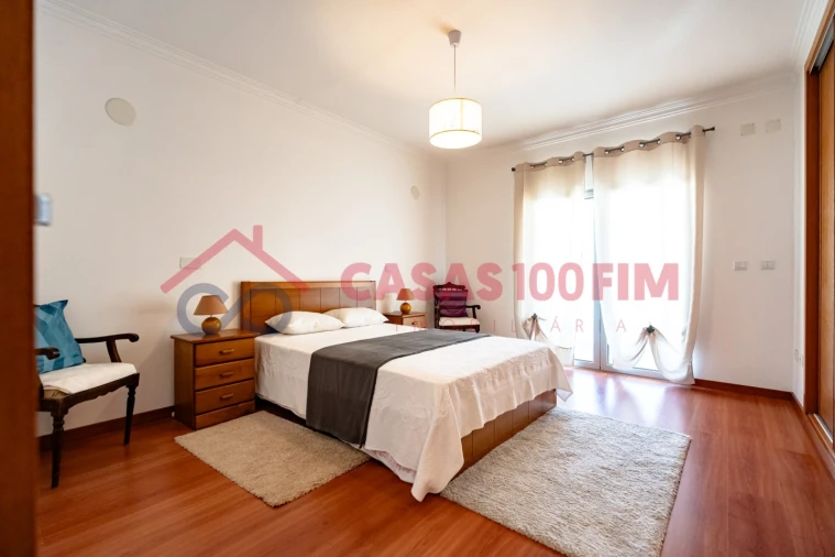 Moradia T4 para Venda em Parceiros e Azoia Foto 32