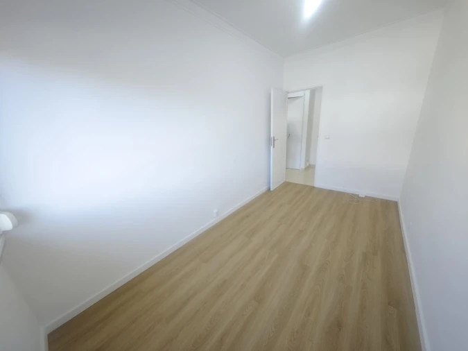 Apartamento T2 para Venda em Massamá e Monte Abraão Foto 9