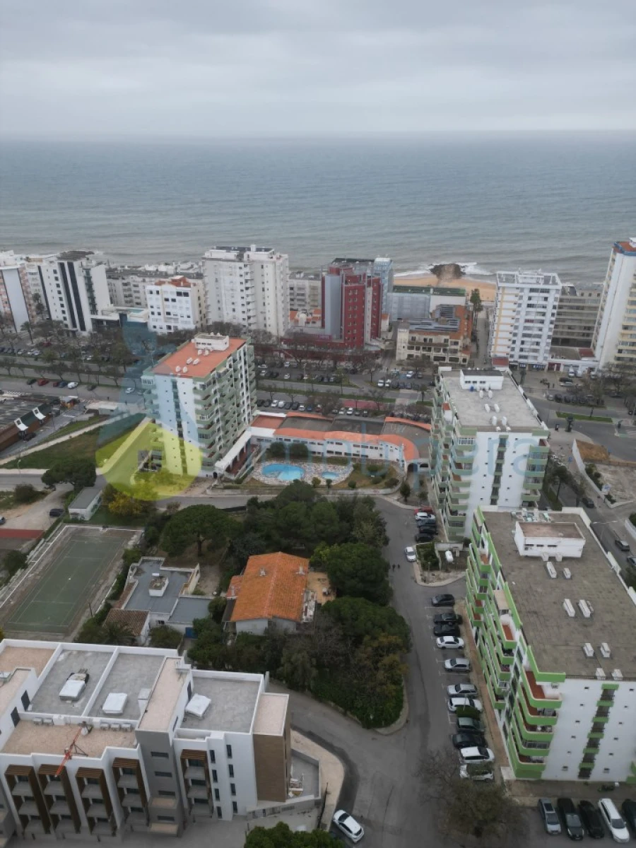 Terreno para Venda em Quarteira Foto 6