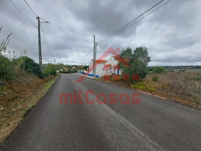 Terreno para Venda em Carvoeira e Carmões Foto 3