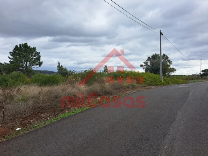 Terreno para Venda em Carvoeira e Carmões Foto 14