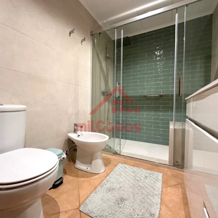 Apartamento T1 para Arrendamento em Ericeira Foto 28