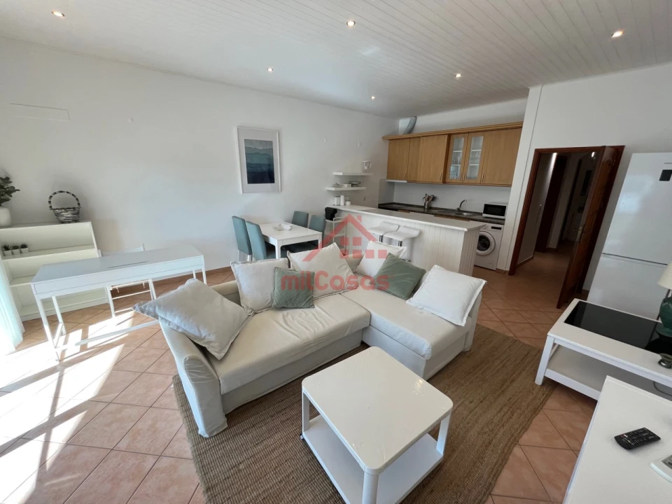 Apartamento T1 para Arrendamento em Ericeira Foto 6