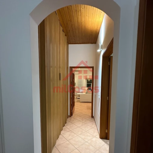 Apartamento T1 para Arrendamento em Ericeira Foto 5