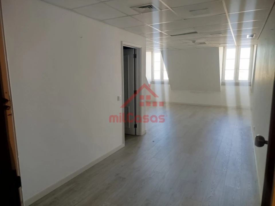 Escritório para Venda em Santa Maria Maior Foto 8