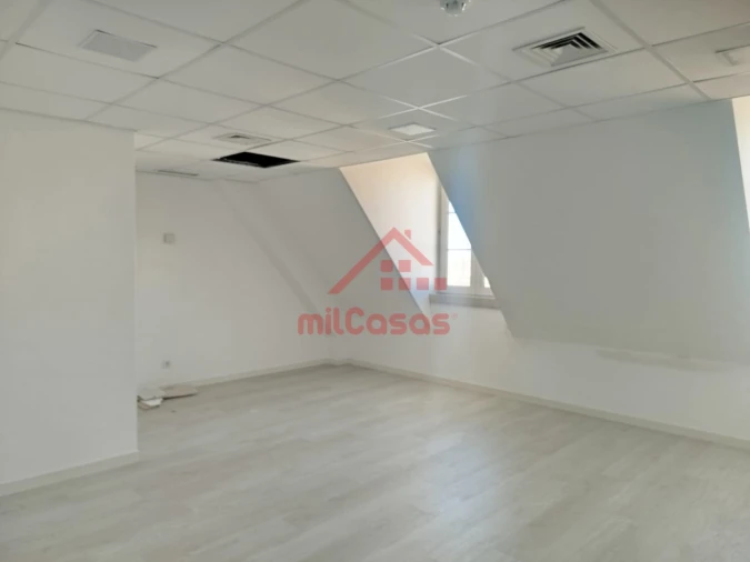 Escritório para Venda em Santa Maria Maior Foto 15