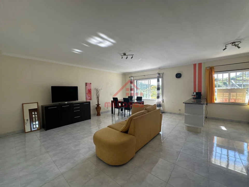 Apartamento T1 para Venda em Ericeira Foto 2