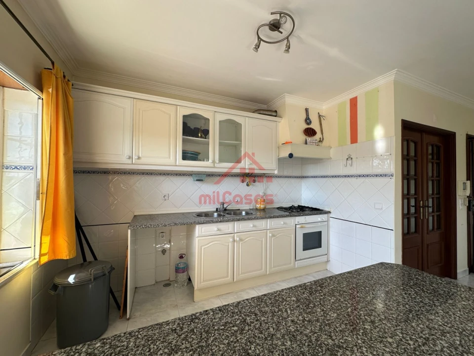 Apartamento T1 para Venda em Ericeira Foto 7