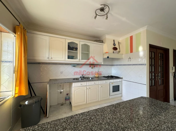 Apartamento T1 para Venda em Ericeira Foto 7