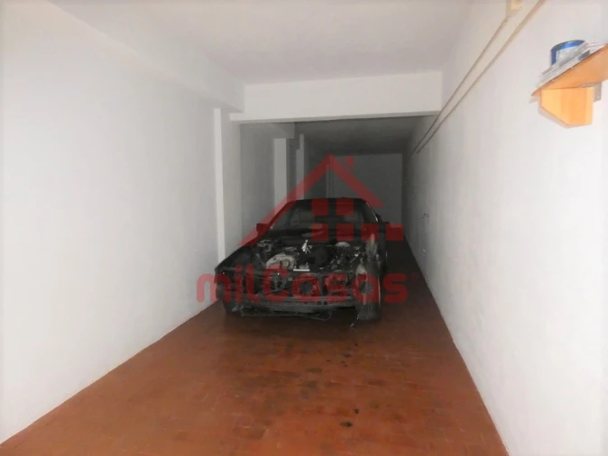 Garagem para Arrendamento em Massamá e Monte Abraão Foto 10