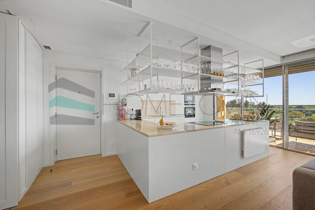 Apartamento T2 para Venda em Quarteira Foto 5