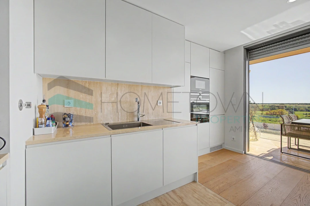 Apartamento T2 para Venda em Quarteira Foto 8