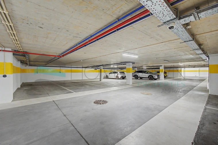 Apartamento T2 para Venda em Quarteira Foto 30