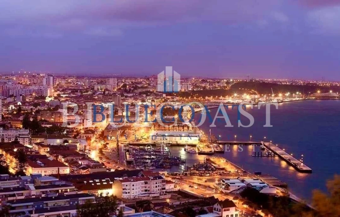 Moradia T20 para Venda em União das Freguesias de Setúbal Foto 15