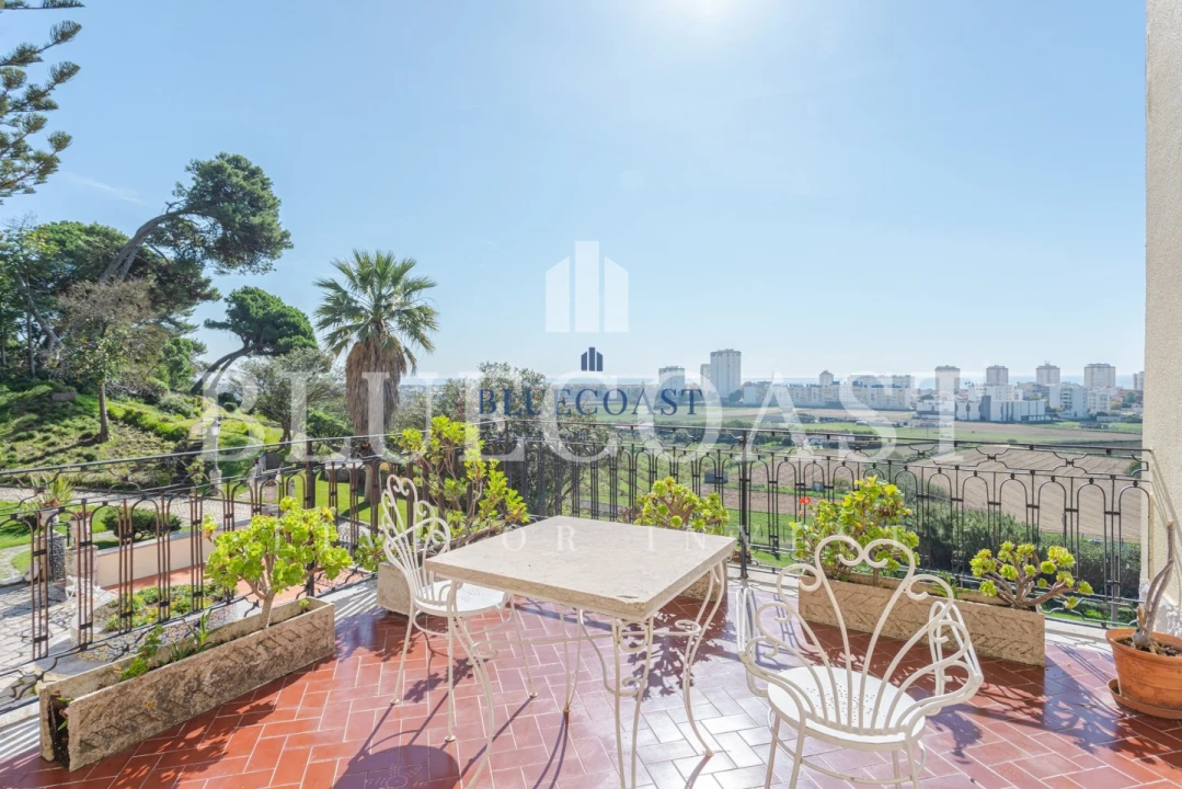 Moradia T11 para Venda em Costa da Caparica Foto 40