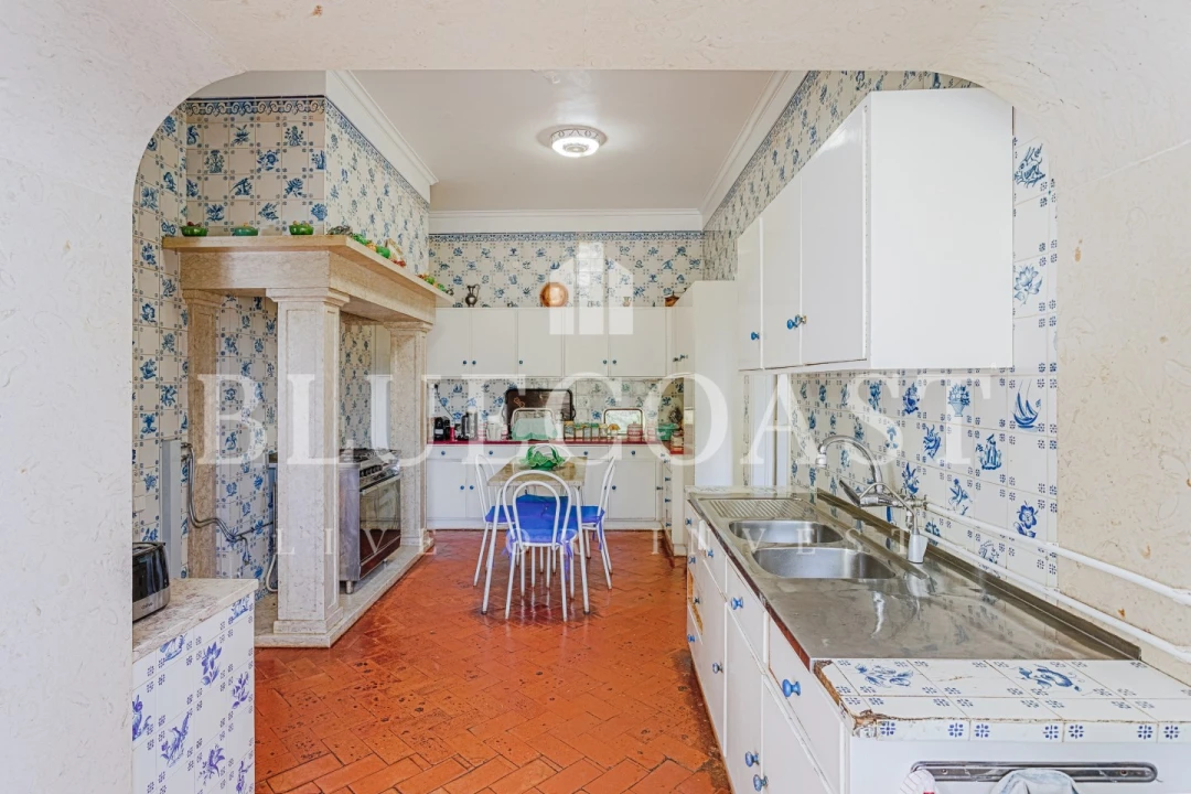 Moradia T11 para Venda em Costa da Caparica Foto 21