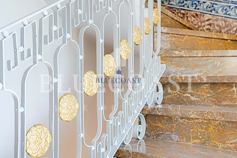 Moradia T11 para Venda em Costa da Caparica Foto 35