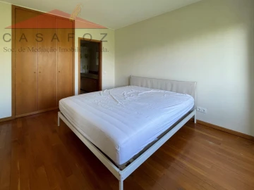 Apartamento T1 para Arrendamento em Lordelo do Ouro e Massarelos