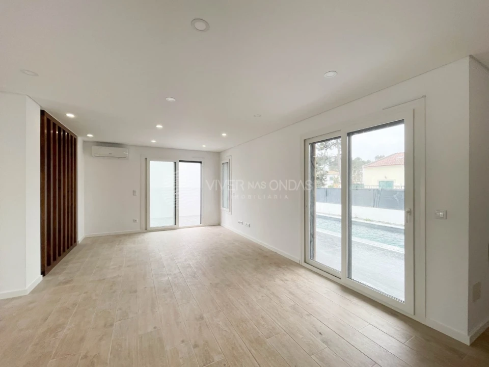 Moradia T3 para Venda em Sesimbra (Castelo) Foto 8