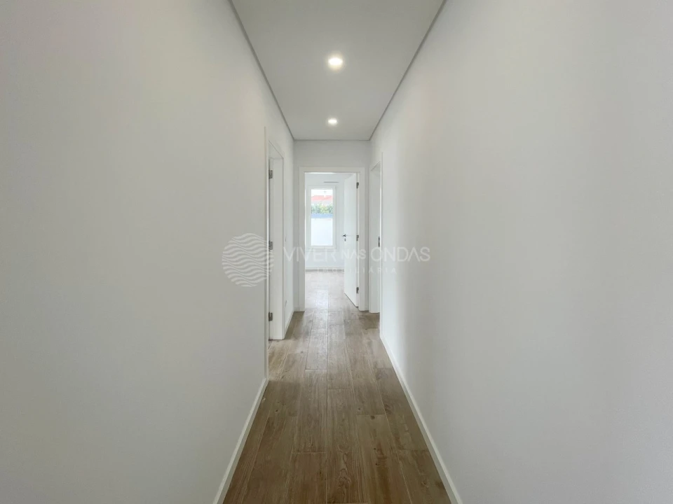 Moradia T3 para Venda em Sesimbra (Castelo) Foto 12