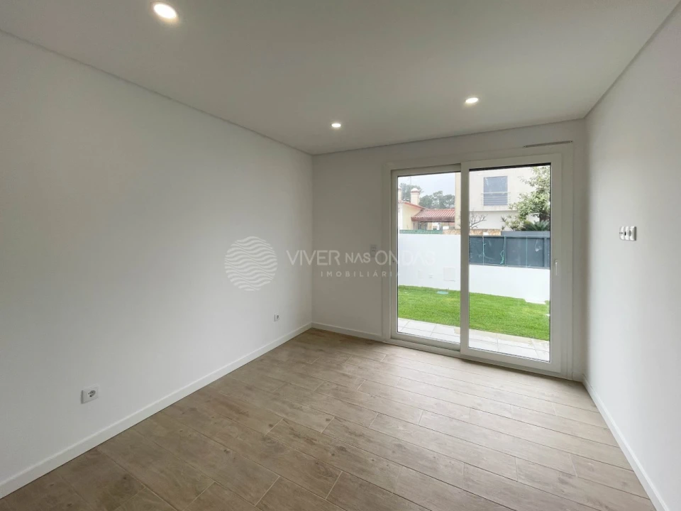 Moradia T3 para Venda em Sesimbra (Castelo) Foto 13