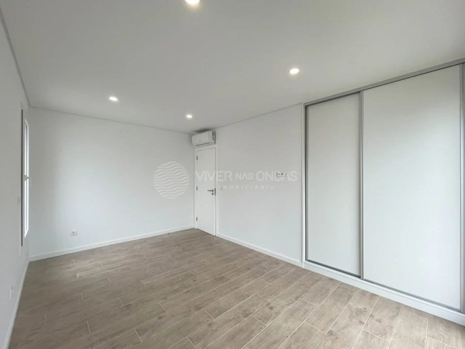 Moradia T3 para Venda em Sesimbra (Castelo) Foto 23