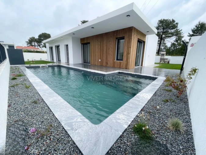 Moradia T3 para Venda em Sesimbra (Castelo) Foto 28