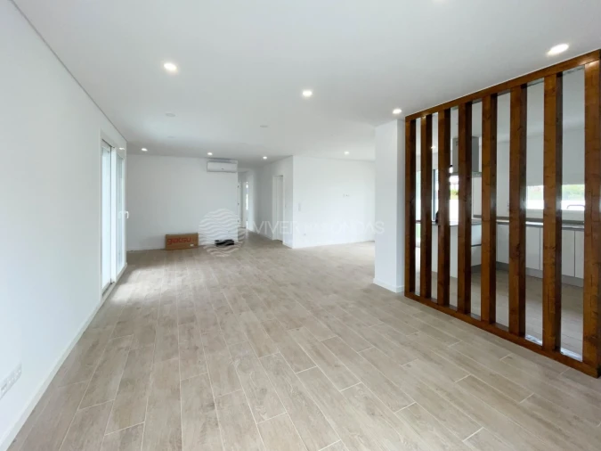 Moradia T3 para Venda em Sesimbra (Castelo) Foto 11