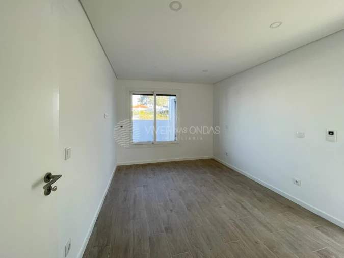 Moradia T3 para Venda em Sesimbra (Castelo) Foto 16