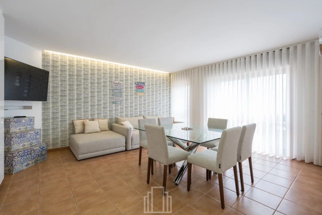 Apartamento T3 para Venda em Ovar, São João, Arada e São Vicente de Pereira Jusã Foto 1