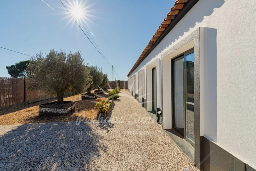 Moradia T4 para Venda em Grândola e Santa Margarida da Serra Foto 1