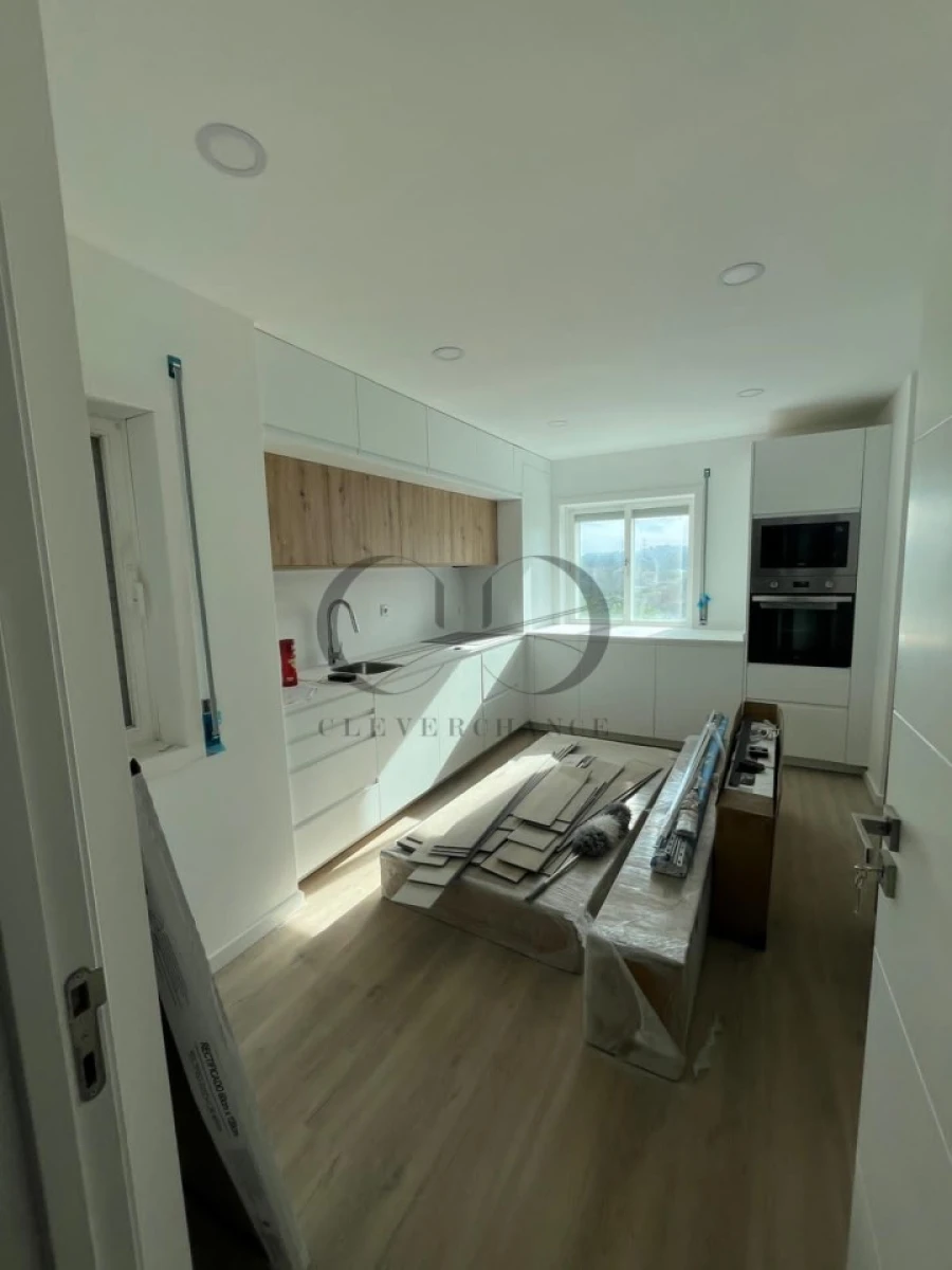 Apartamento T3 para Venda em Pedroso e Seixezelo Foto 9