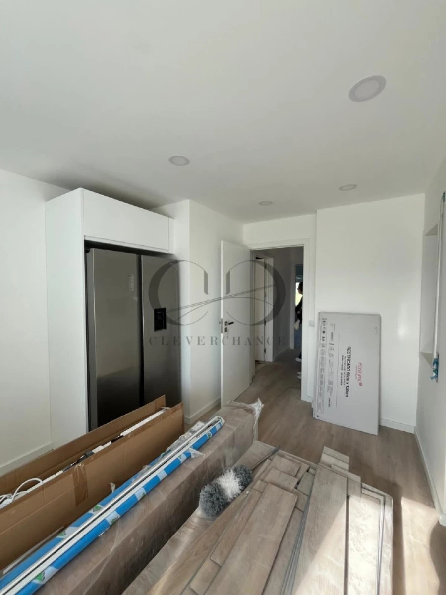 Apartamento T3 para Venda em Pedroso e Seixezelo Foto 12