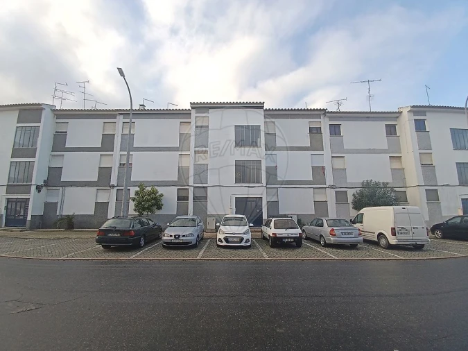 Apartamento T2 para Venda em Almeirim Foto 16