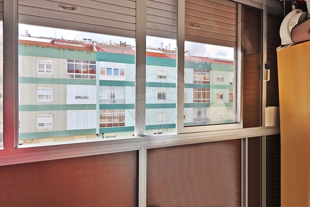 Apartamento T3 para Venda em Mina de Água Foto 15