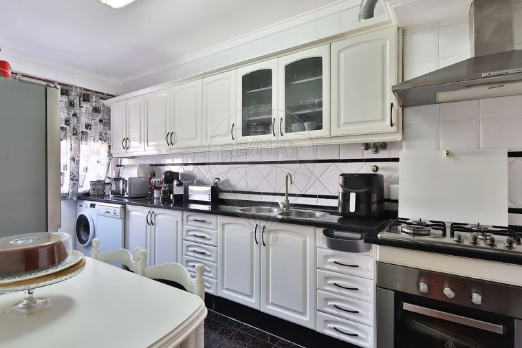 Apartamento T3 para Venda em Mina de Água Foto 2