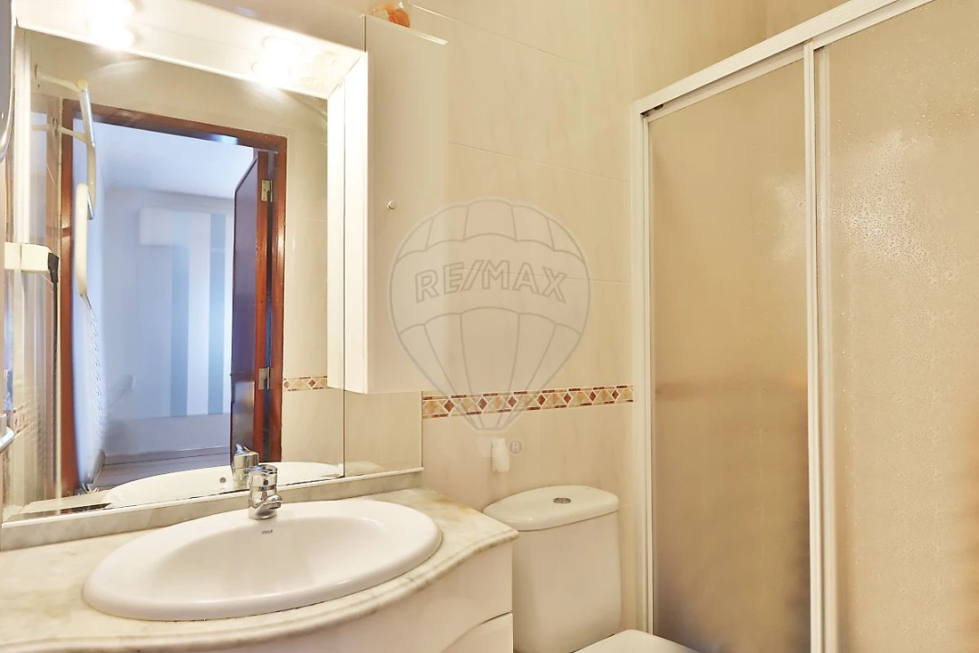 Apartamento T3 para Venda em Mina de Água Foto 19